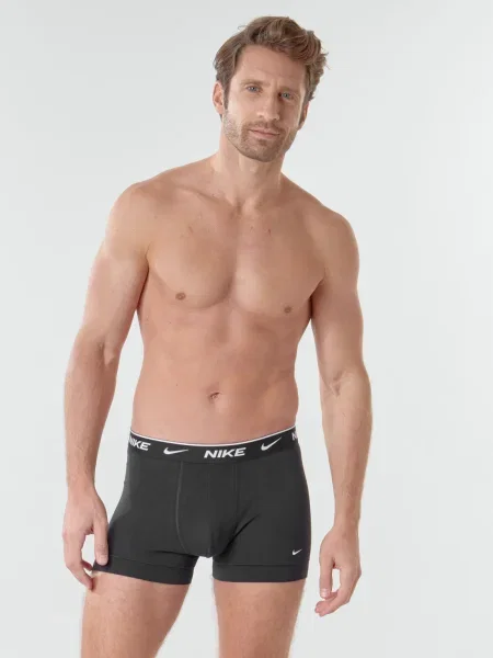 Férfi boxeralsó Nike Everyday Cotton Stretch Trunk 3 pár fehér/szürke heather/fekete. Méret: S fekete