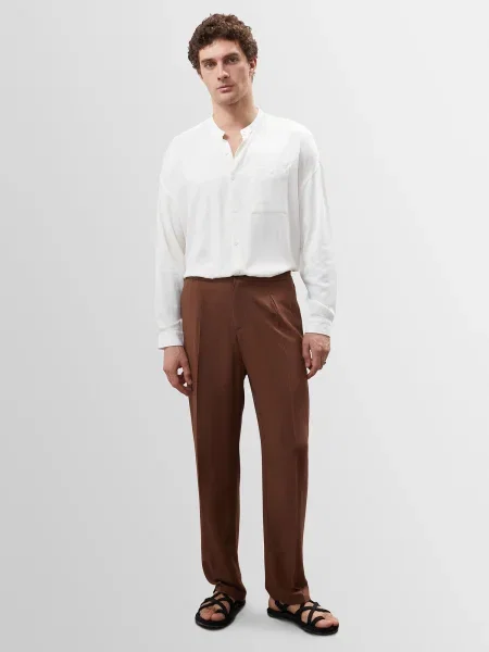 Antioch Pantaloni cutați închis maro