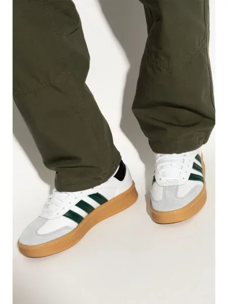 Sneakerși Adidas Ozweego din piele de căprioară alb