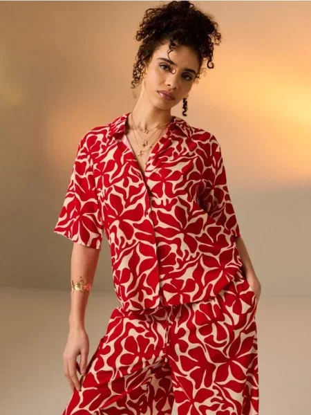 Рубашка с коротким рукавом Sinsay красная