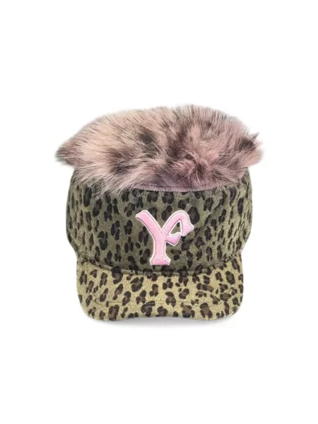 Căciulă Pdf cu imagine cu model leopard cu blană roz