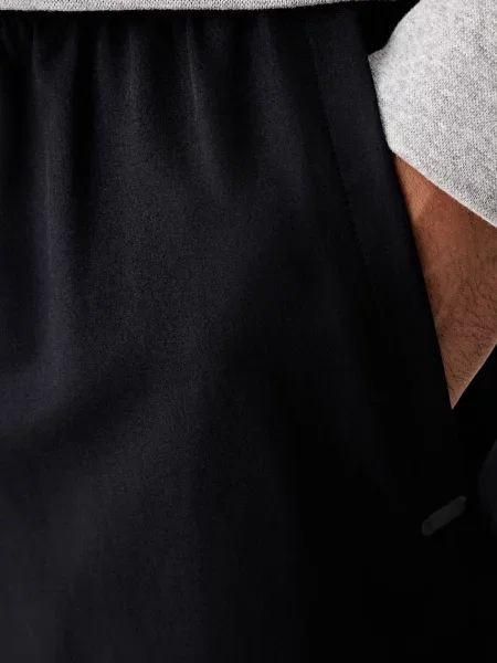 Sportnadrág Under Armour fekete