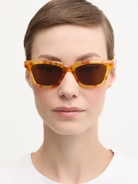 Солнцезащитные очки Jacquemus