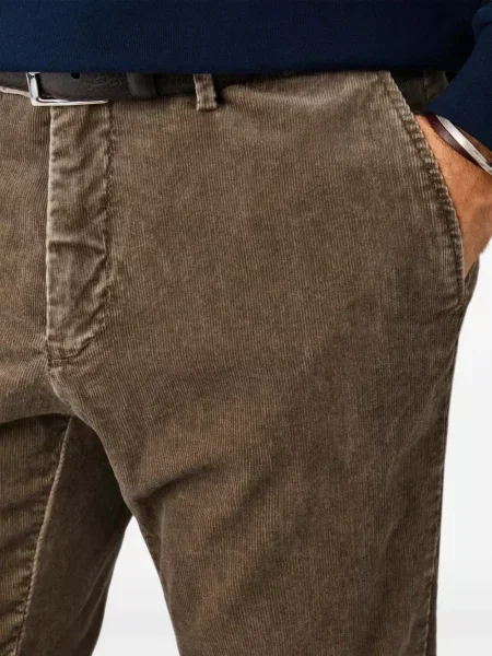 Pantaloni Hackett London de catifea cord maro
