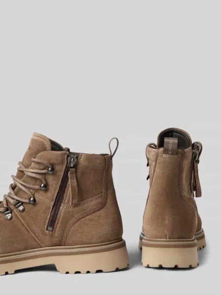 Kozaki z naturalnej skóry z fakturowanym wzorem Woolrich