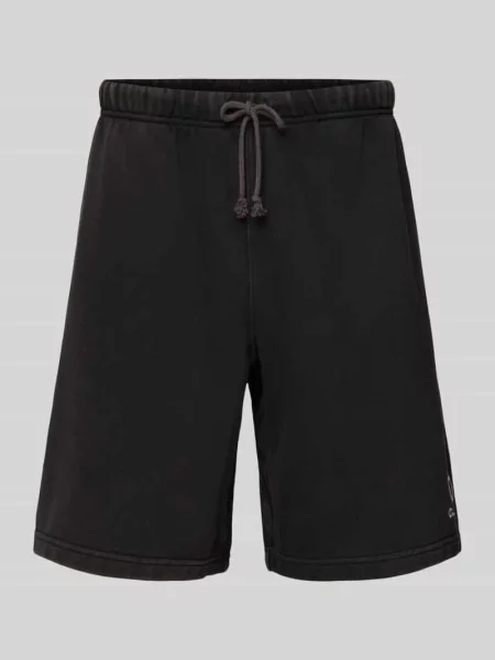 Bermudy o kroju regular fit z wyhaftowanym logo Champion czarne