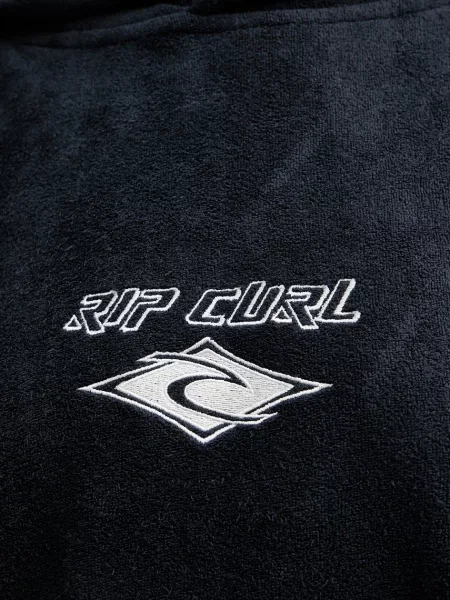 Kapucnis klasszikus szvetter Rip Curl fekete