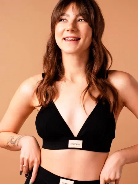 Мягкий бюстгальтер без косточек чорний