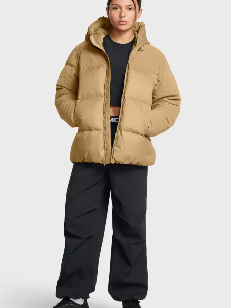 Пуховик Under Armour бежевый