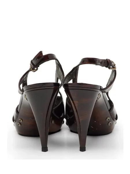 Sandale Stuart Weitzman din piele slingback maro