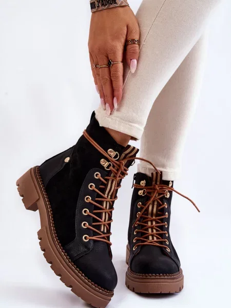 Gležnjarji Evento črna