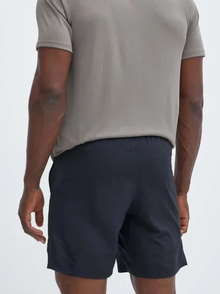 Běžecké šortky Under Armour Launch černá