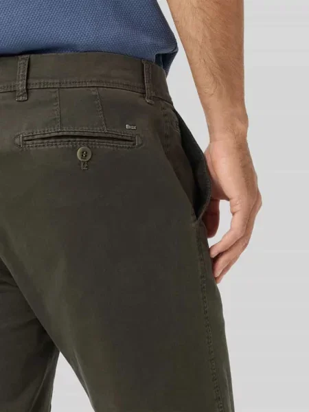 Chinosy o kroju regular fit z mieszanki bawełny model Evans' Brax oliwkowe