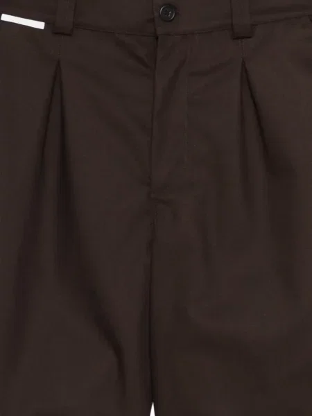 Pantaloni scurți Gr10k plisate maro