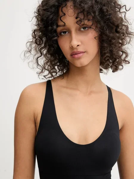 Zeštíhlující body Chantelle černá