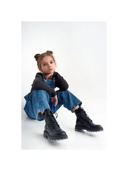 Кожаные ботинки Estro черные