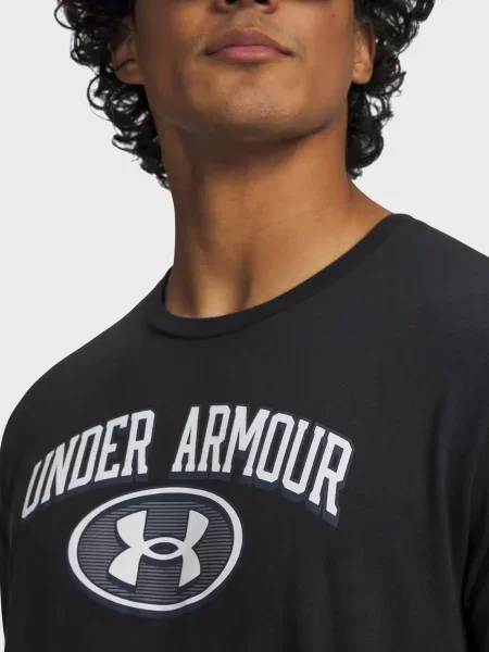 Футболка Under Armour чорна