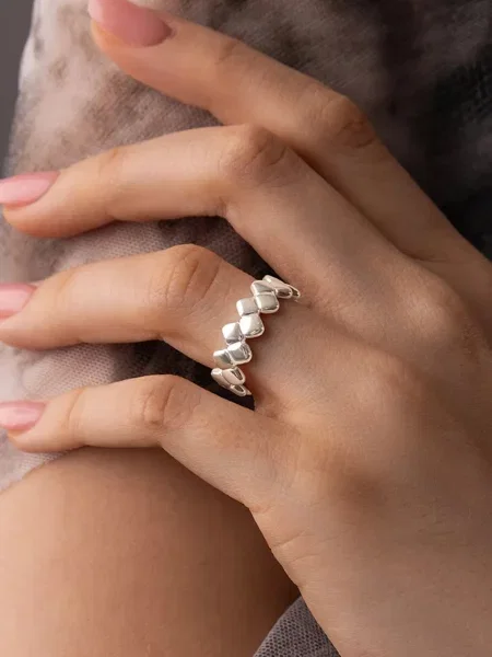 Посріблена каблучка Lilou Snake