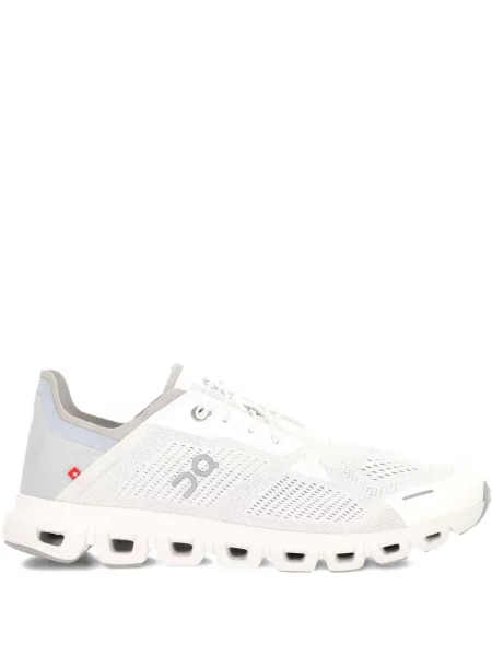 Бягане маратонки On-running бяло