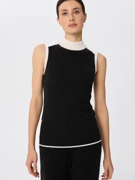 Вовняний жилет Marc&andre чорний