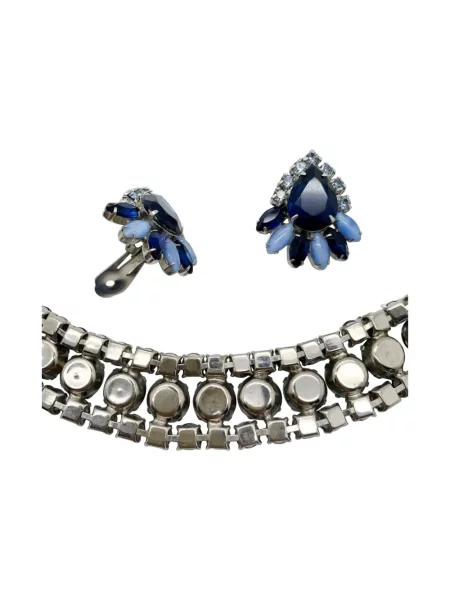 Обеци Jennifer Gibson Jewellery с кристали сребристо