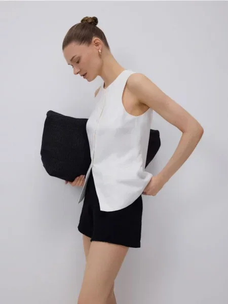 Reserved Pantaloni scurți din jerseu negru