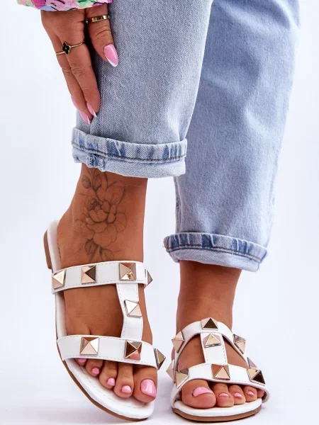 Джапанки Boto с шипове бяло