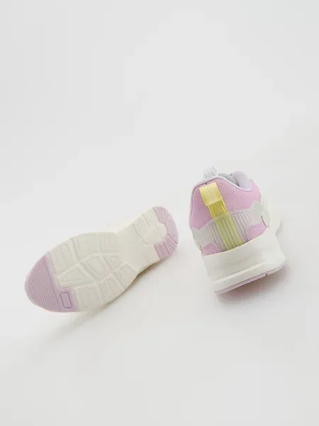 Кроссовки Reserved