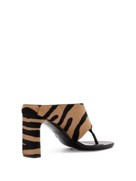 Tigriscsíkos tanga Stuart Weitzman nyomtatás