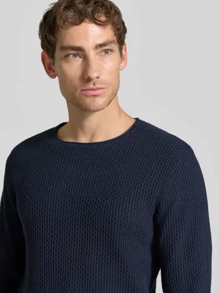 Sweter z dzianiny z fakturowanym wzorem model BLUMASON' Jack & Jones Premium granatowy