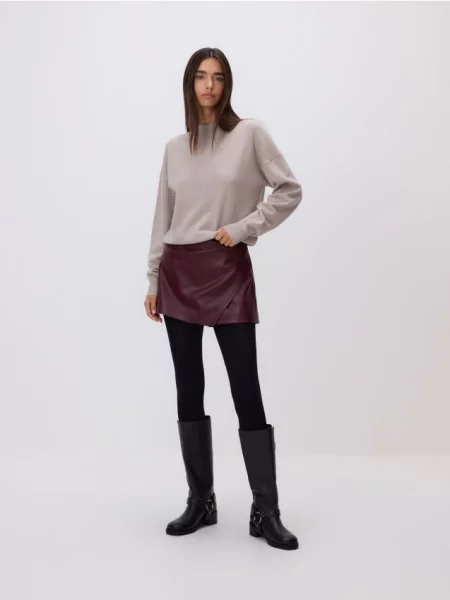 Reserved Спідниця-шорти зі штучної шкіри бордовий