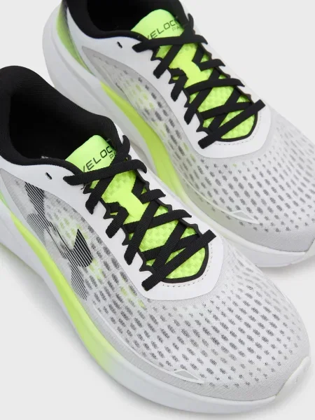 Кроссовки Under Armour Ua Hovr белые