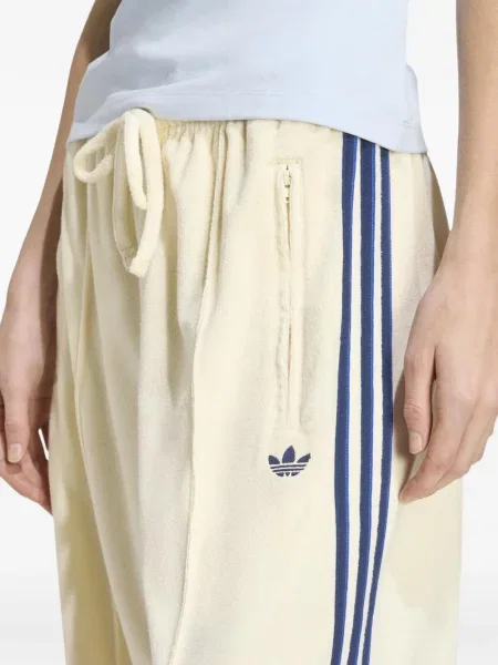 Sznurek ściągający kołnierzykowy podkoszulka Adidas w paski czarna