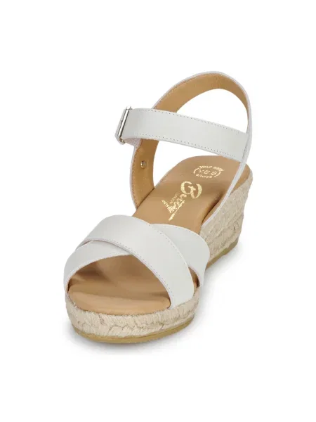 Pantofi Betty London alb