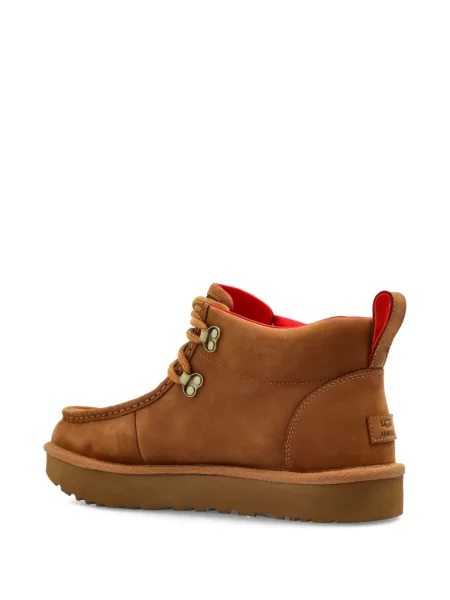 Боти Ugg с връзки с дантела кафяво