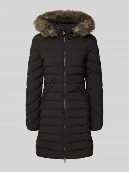 Płaszcz pikowany o kroju regular fit z obszyciem ze sztucznego futra model ‘Fuji’ Superdry czarne