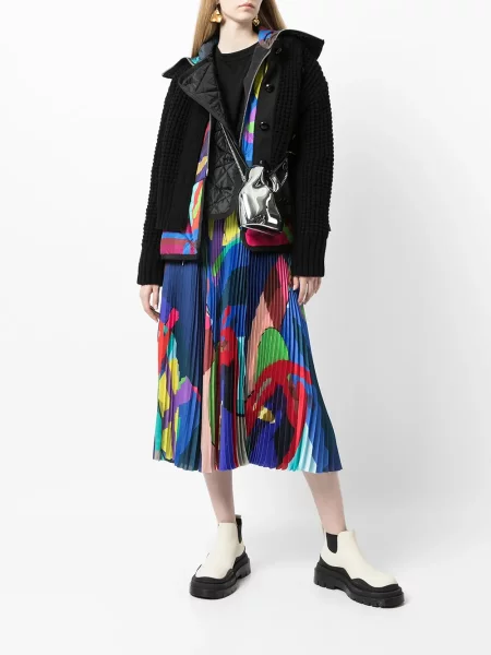 Striukė Sacai juoda