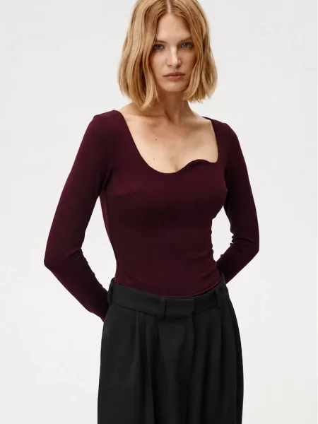 Klasičen bodi Undress Code