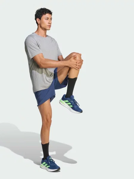 Спортивная футболка Adidas серая