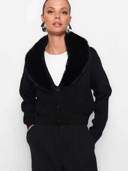Trendyol Black Crop Knitwear Cardigan černý