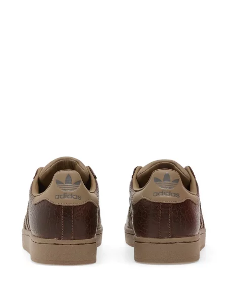 Pălărie Adidas cu dungi cu platformă din jerseu alb