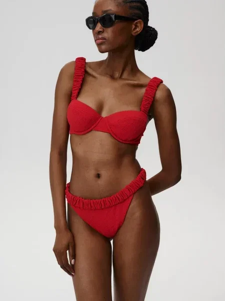Undress Code biustonosz kąpielowy Capri Sun Bikini Top usztywniona miseczka czerwony