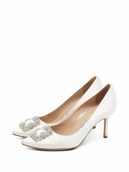 Pantofi cu toc Manolo Blahnik cu cataramă alb