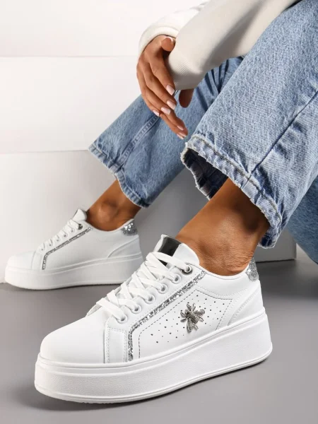 Sneakerși Albi pe Platformă cu Ornament Metalic în Formă de Insectă și Sclipici Lientia alb