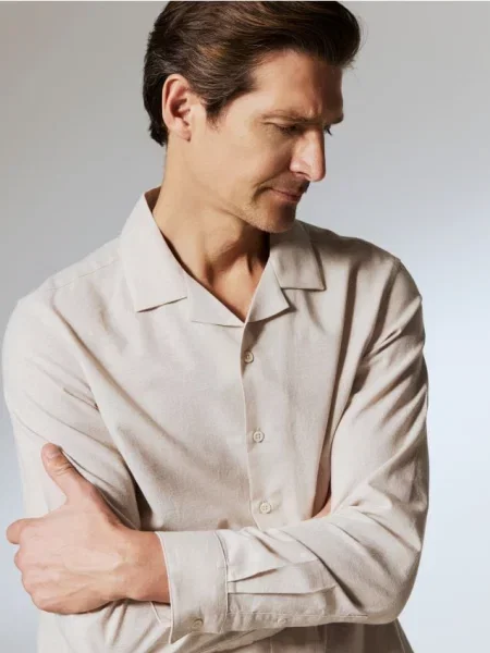 Reserved Cămașă regular cu conținut ridicat de in bej