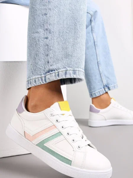 Biało-Miętowe Sznurowane Sneakersy na Płaskiej Podeszwie z Kolorowymi Wstawkami Karera białe