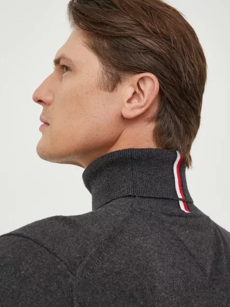 Tommy Hilfiger sweter z domieszką kaszmiru szary lekki z golferm