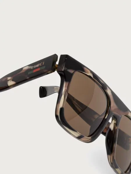 Солнцезащитные очки Gucci