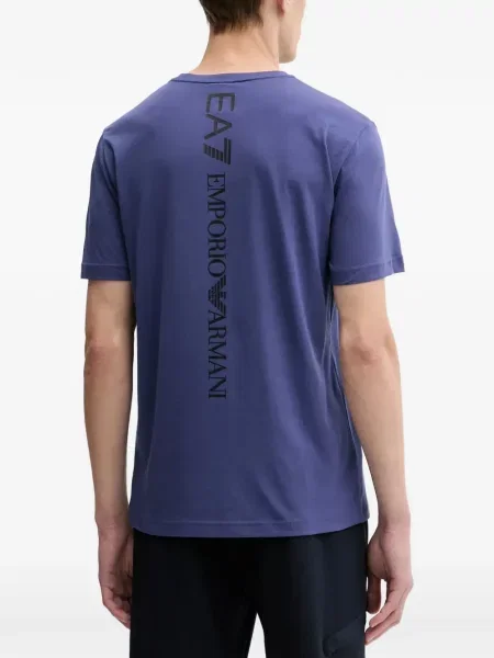 Тениска Ea7 Emporio Armani с принт с кръгло деколте виолетово