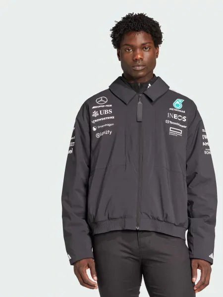 Куртки adidas чорний